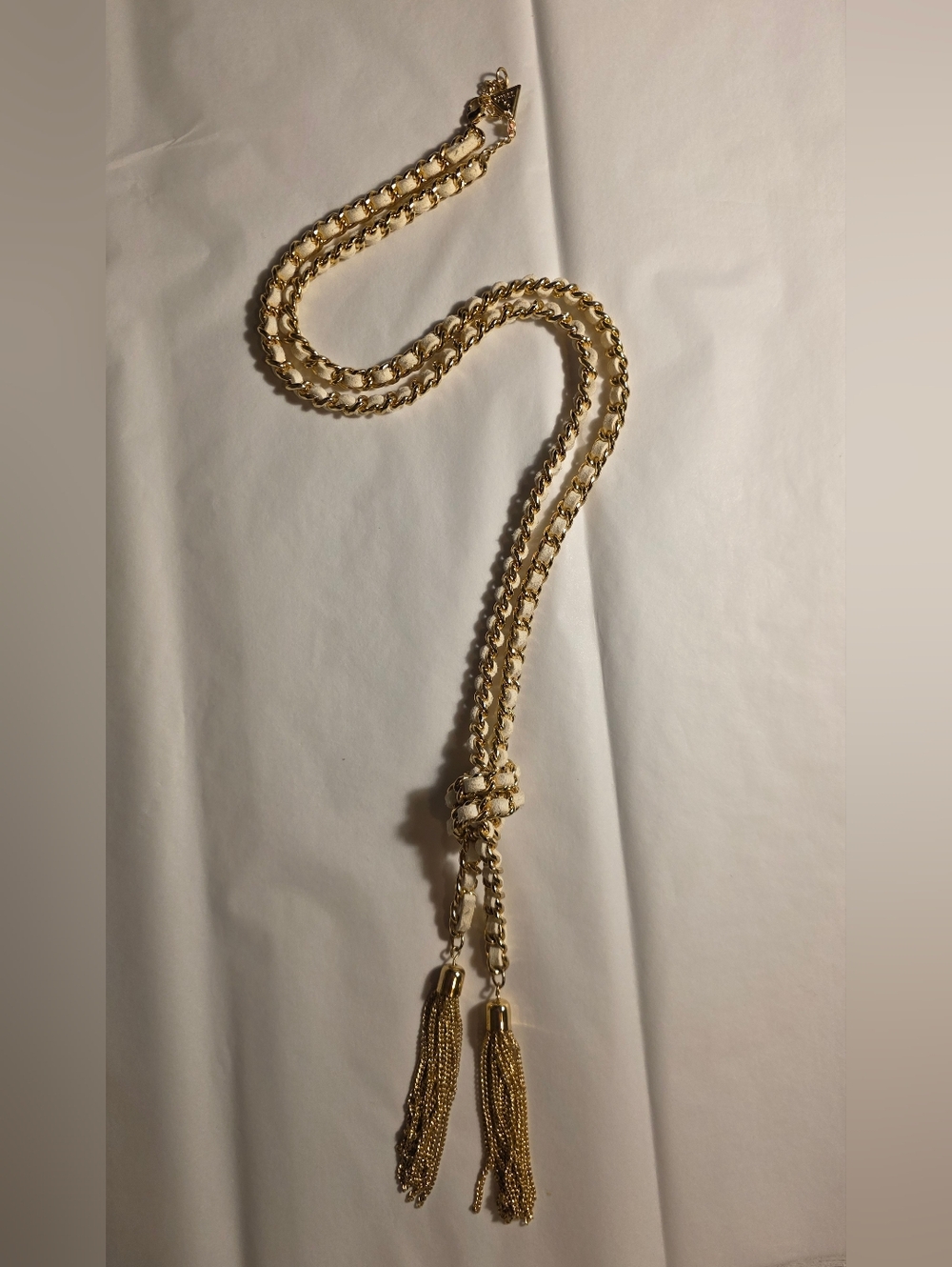 Guess Rose Gold Knot Tassel Lariat 20" Necklace - Picture 6 of 9